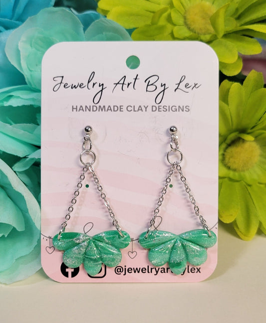 Irish Marble Scalloped Chain Dangles