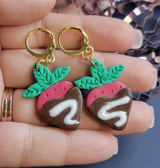 Chocolate Dipped Strawberry Dangles