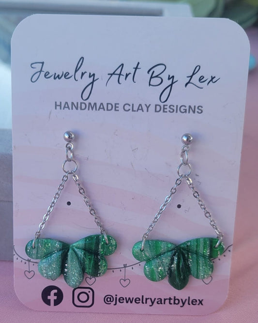 Emerald Scalloped Dangle