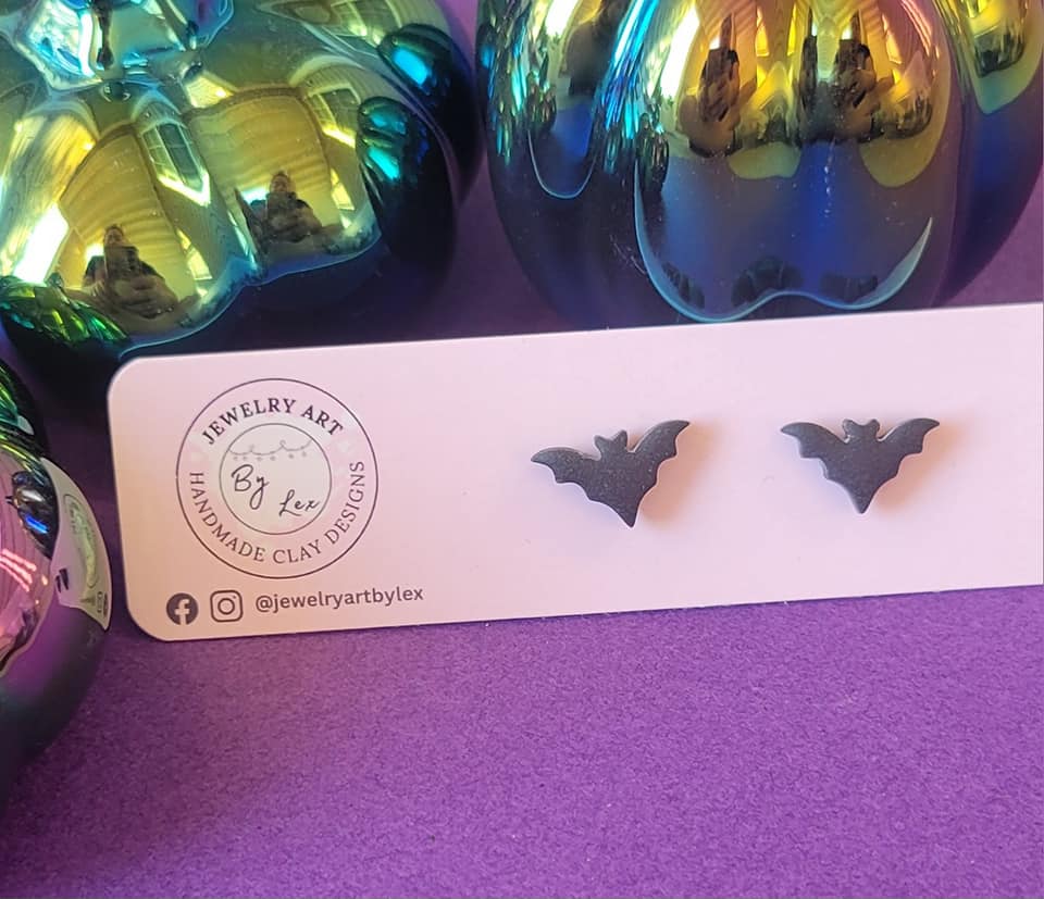Bat Studs