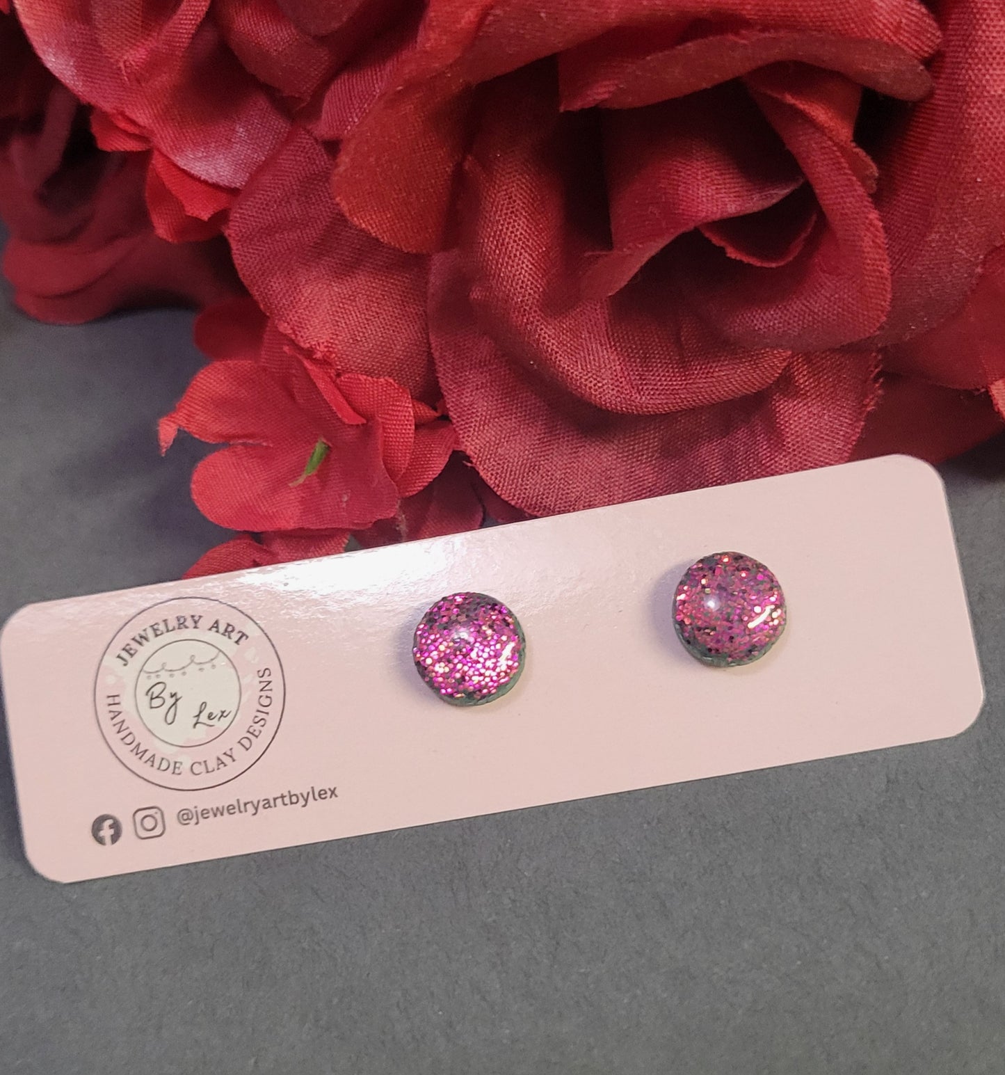 Green/Red Glitter Studs