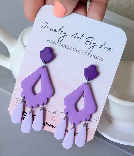 Leading Lady Dangles in Kate
