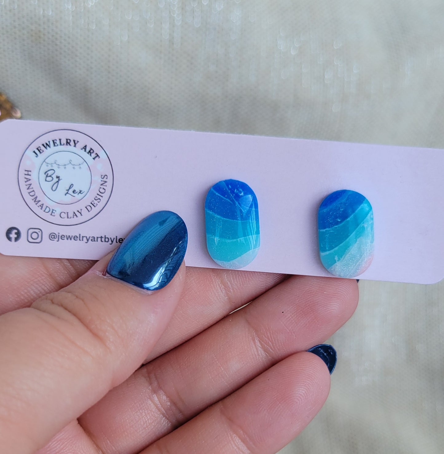 Fiji Waters Oval studs