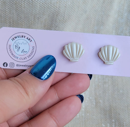 Pearl Shell Studs