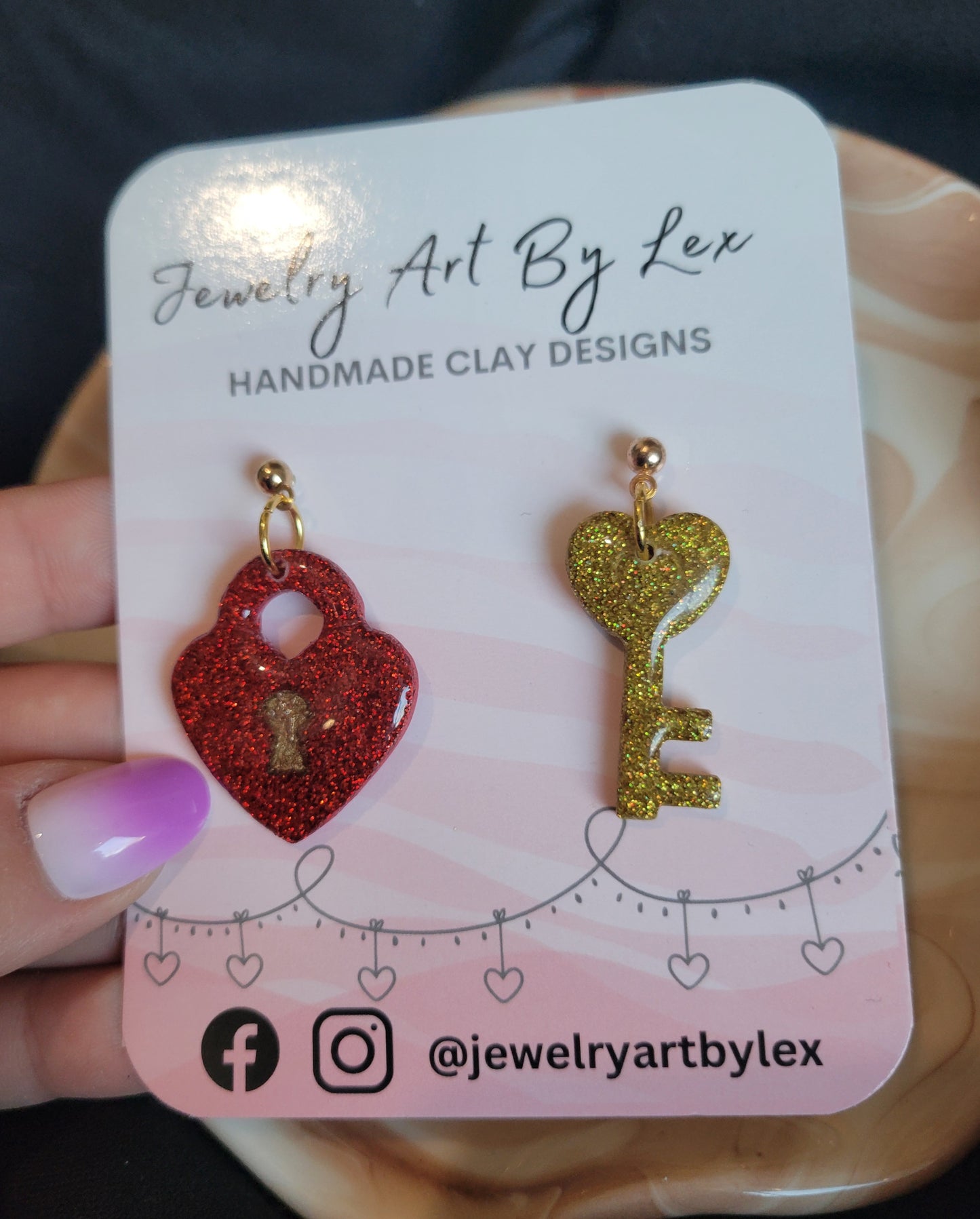 Lock and Key Dangles