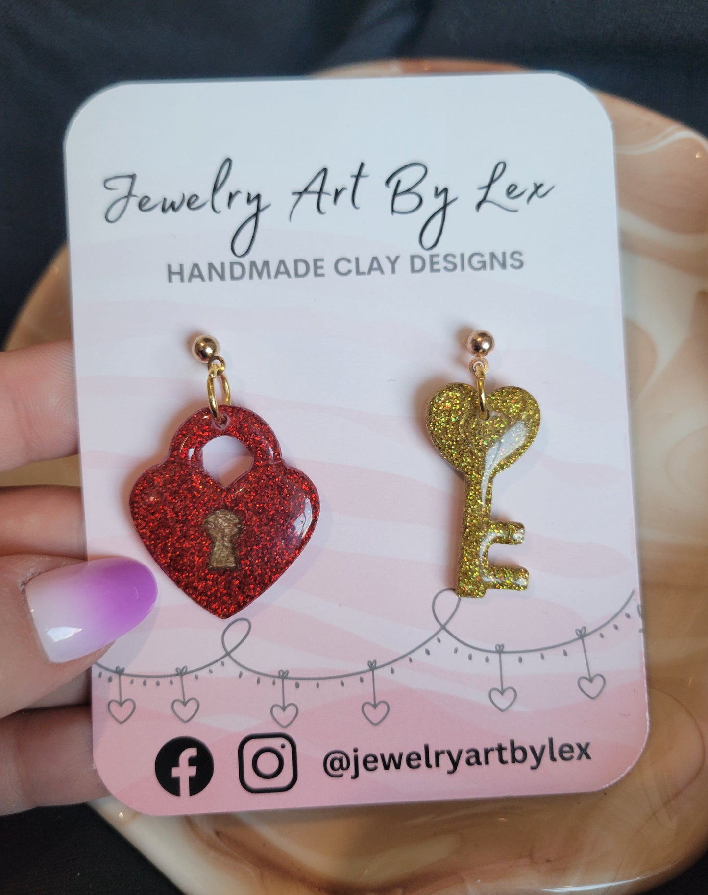 Lock and Key Dangles